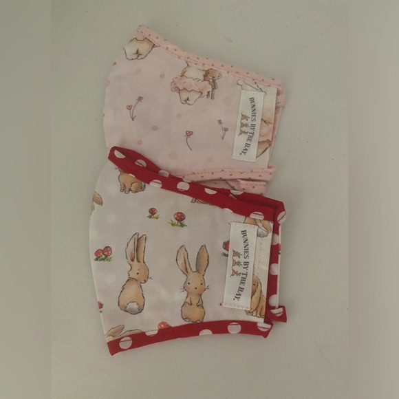 2 Bunnies By The Bay Kids Face Masks Harey & Blossom - Picture 1 of 10